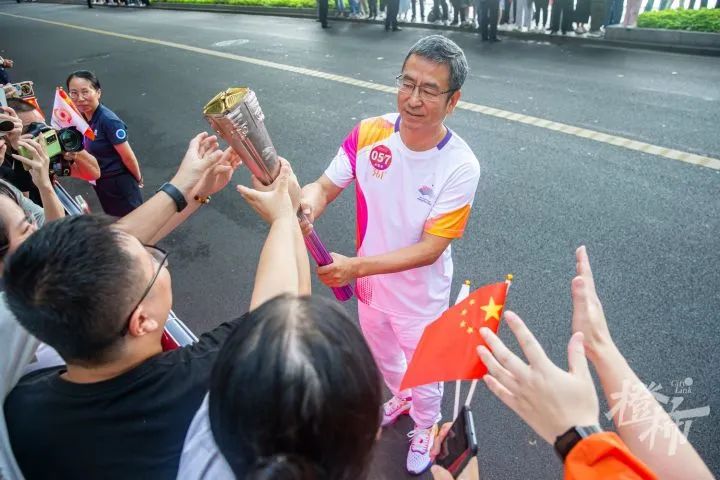 1695347122839794 mg冰球突破豪华版(试玩)官方网站
